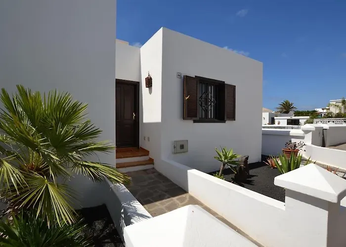 Apartment Casa Dubai - Private Anlage Am Meer/pool Playa Honda (Lanzarote)