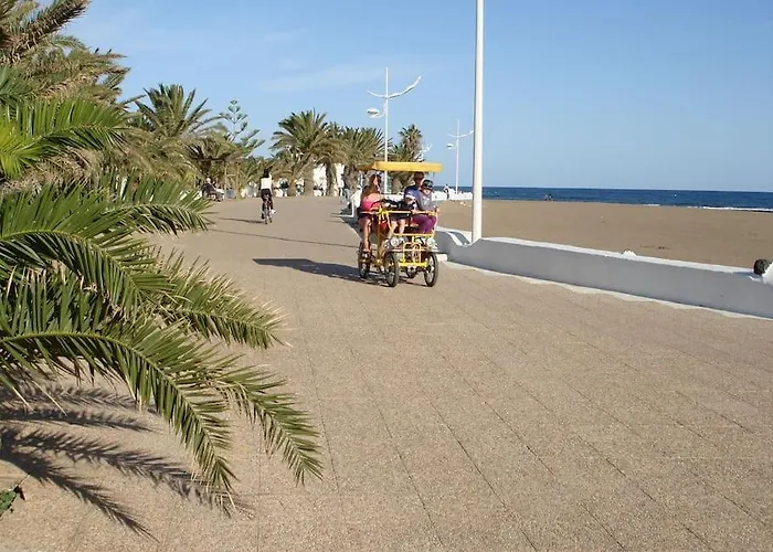 Casa Dubai - Private Anlage Am Meer/pool דירה *